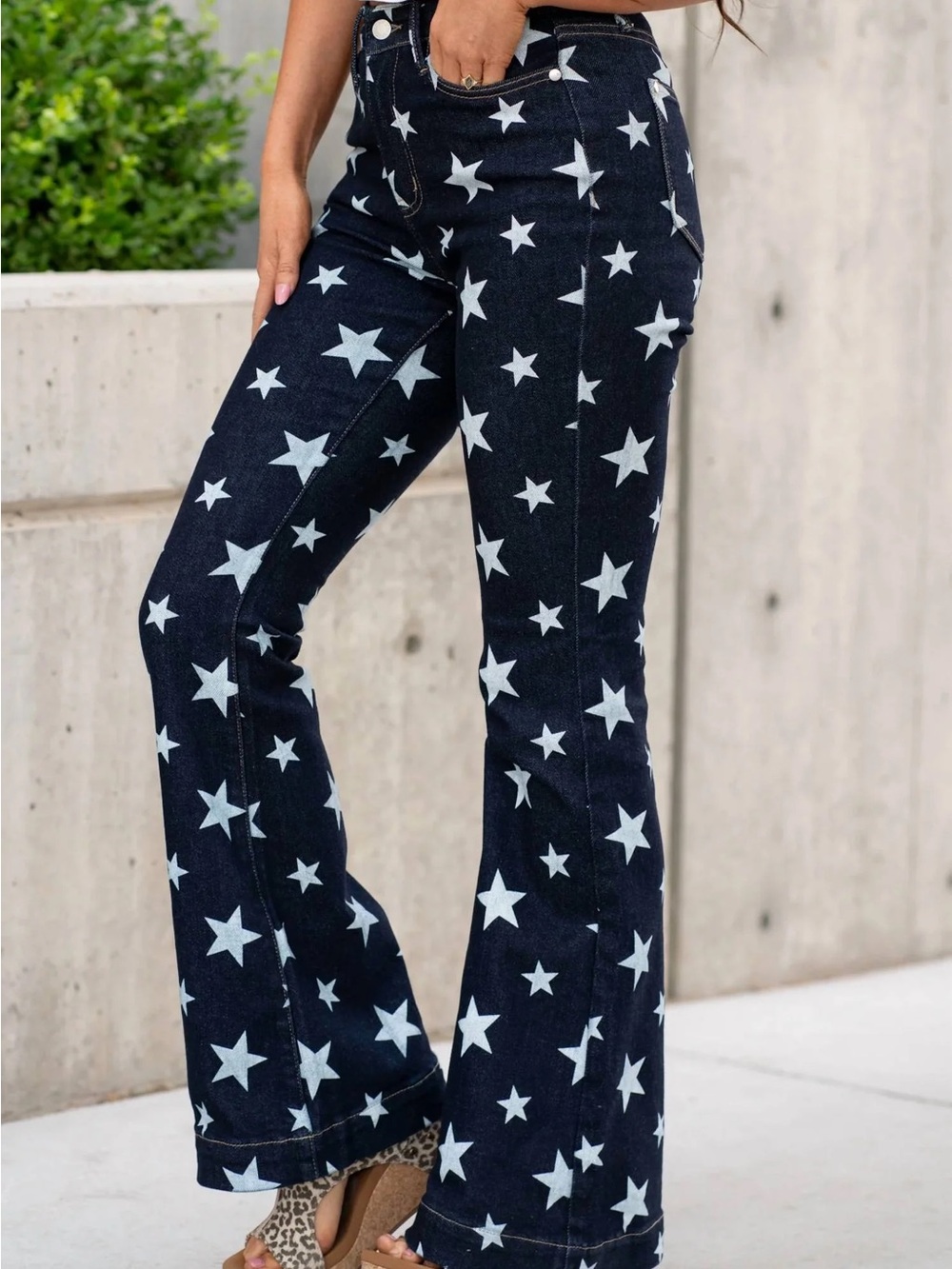 Judy Blue Star Print Dark Denim Flared Jeans NWT various sizes
